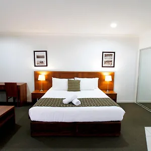 Downtown Motor 4* Chinchilla